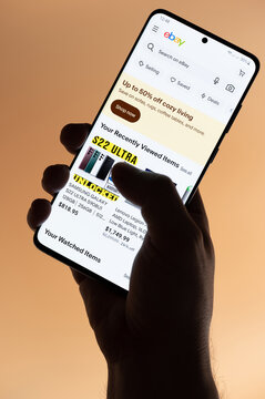 Open ebay app on smartphone