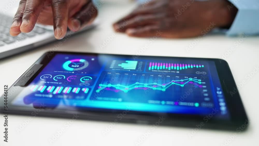 Poster Data Analyst Using Data Analytics KPI