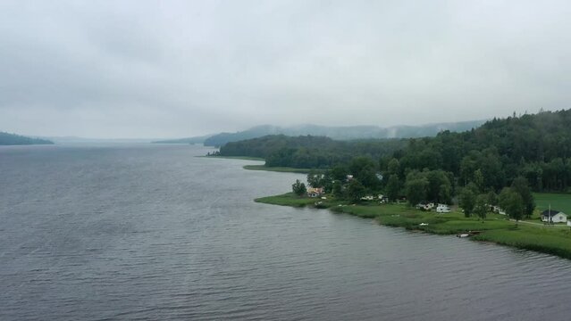 lac et ville de Ulricehamn en Su&egrave;de