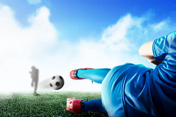 Football player man in a blue jersey in action