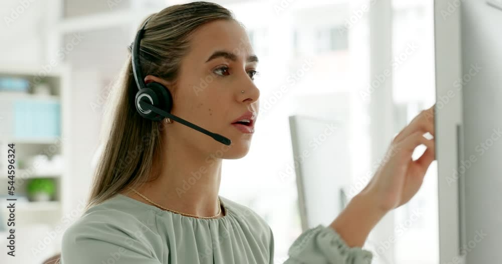 Aufkleber call center, customer service and woman talking to client, working online and looking at computer sc