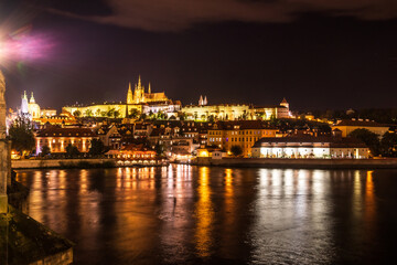 Fototapeta na wymiar city castle at night night view of the town country Praha 2022 night Praha 