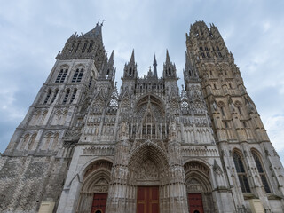 Fototapeta premium The cathedral of Rouen in France