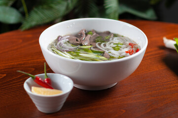 pho bo beef soup vietnam rice noodles