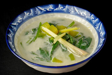 Coconut Pumpkin Soup. Healthy dishes for the family.