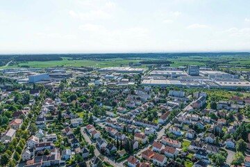 Mindelheim, Kreisstadt im Unterallgäu - Ausblick auf die südöstlichen Stadtteile und Industriegebiete