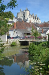 Fototapeta premium La ville de Loches (Indre-et-Loire - Centre-Val de Loire - France)