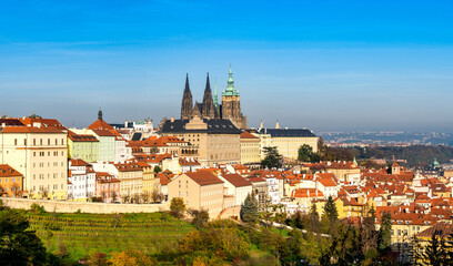 Obraz premium Prague Castle and Surrounding Buildings in Autumn Colors, Czech Republic