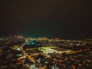 Ciudad de noche Puerto Vallarta