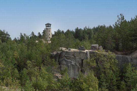 Kamieniołom Babia Dolina i baszta widokowa w J&oacute;zefowie, Roztocze, lubelskie