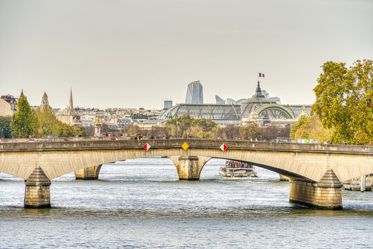 Paris historical landmarks, HDR Image