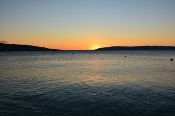 tramonto dalla spiaggia di kovacine isola di cres