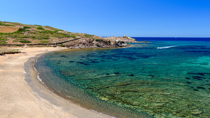 Fototapeta na wymiar Isola di Minorca, Baleari, Spagna, spiaggia di Cavaleria