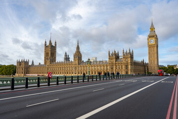 Fototapeta na wymiar The Parliament and Big Ben from the road view