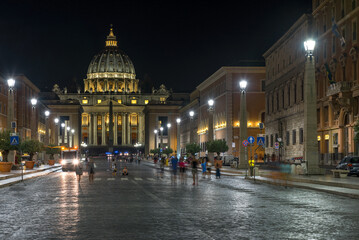 Fototapeta premium Along avenue Della Conciliazione to St Peter's Basilica. Night view