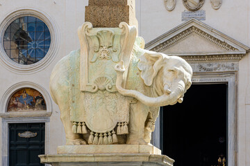 Roma, obelisco della Minerva, elefante