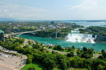 Obraz premium Aerial of the American Falls at Niagara Falls, United States
