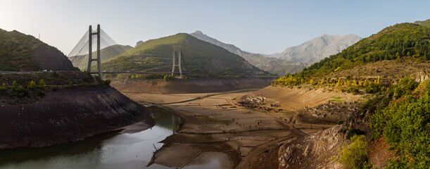 Barrios de Luna (Le&oacute;n)