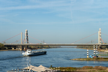 Rheinbrücke Leverkusen - Rhein Brücke