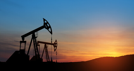The change in oil prices caused by the war. Oil prices are rising because of the global crisis. Oil...