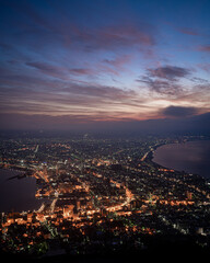 北海道　函館市　函館山展望台から見た朝焼け　朝夜景　