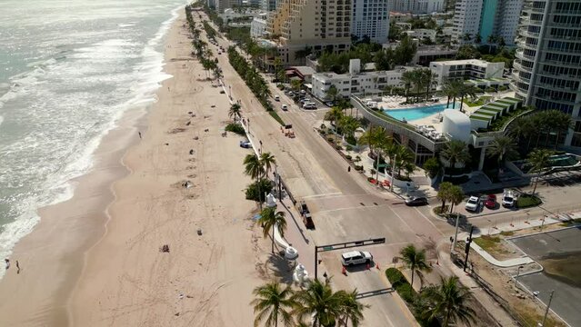 Fort Lauderdale messed up after Hurricane Nicole 2022
