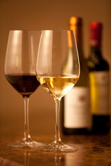 ワインとワインボトル	