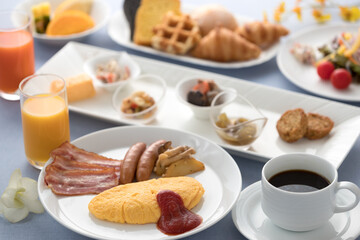 ホテルの朝食・ビュッフェ・バイキング