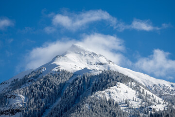 Obraz premium snow covered mountains