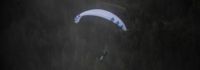 Paragliding