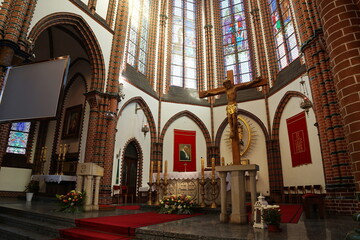 Kościół pw. św. Henryka we Wrocławiu, Polska