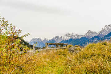 Ardez, Felsen, Unterengadin, Alpen, Graubünden, Wanderweg, Il Lai, Herbst, Herbstfarben, Schweiz