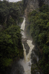Fototapeta na wymiar Paron waterfall in Ecuador