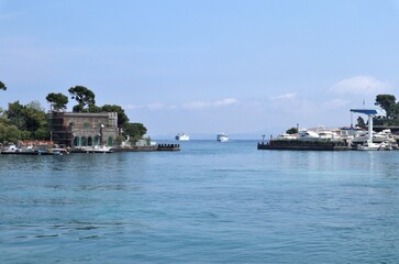Fototapeta na wymiar Ischia - Uscita del porto dall'aliscafo