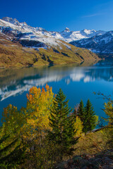 Fototapeta premium Lac et Barrage de Roselend, Beaufortain, Savoie, France