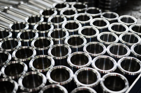 Pattern of metal hollow bars made with smart machines