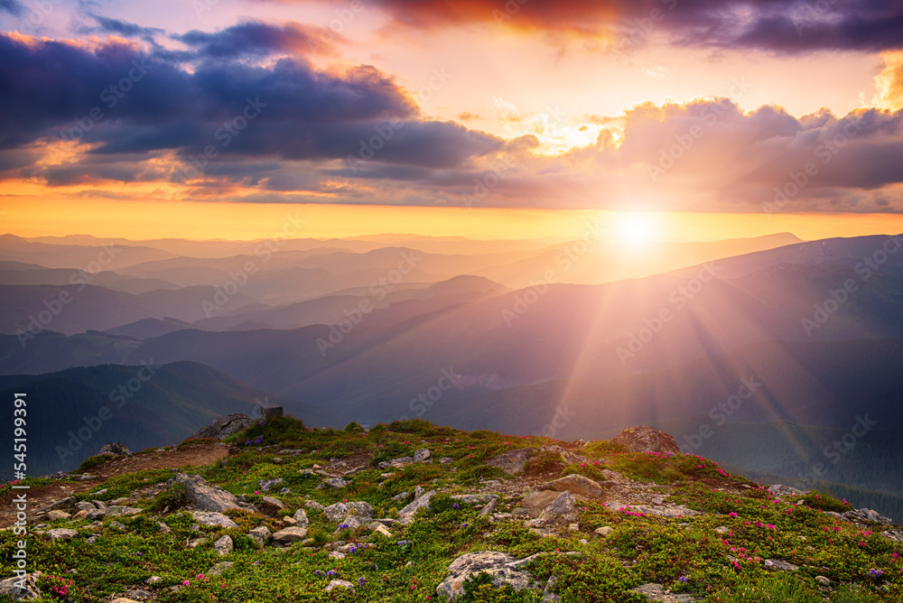 Wall mural amazing mountain sunrise