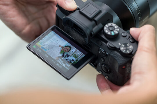 camera show viewfinder image catch model motion. catch feeling, stopped motion. camera Mirrorless function concept.