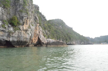 Aufnhamen Jungle Landschaft, Berge und Meer in Thailand.