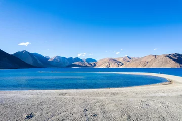Foto op Plexiglas Himalaya Aerial landscape of Pangong Lake  and mountains with clear blue sky, it's a highest saline water lake in Himalayas range, landmarks and popular for tourist attractions in Leh, Ladakh, India, Asia