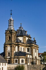 Fototapeta na wymiar a church with blue sky