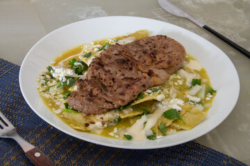 mexican food chilaquiles
