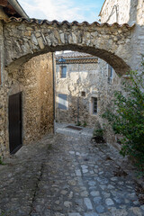 Fototapeta na wymiar village médiéval de Mirmande dans la Drôme