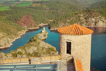 Toit du ch&acirc;teau d'Essalois