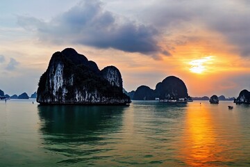 seascape sunset at Halong Bay