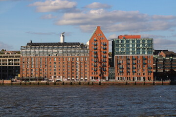 Obraz premium new modern architecture in the port of Hamburg