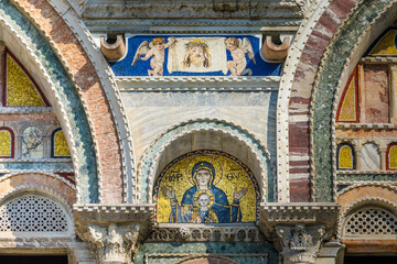 Fototapeta na wymiar St Mark Basilica catholic afresco, facade detail, Venice, Italy