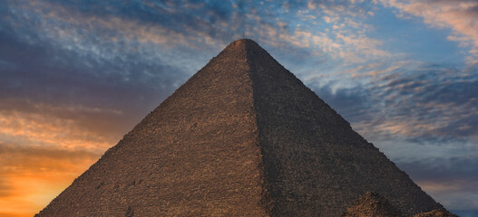 The tallest and most famous of the Egyptian pyramids on the Giza plateau - the pyramid of Pharanon Cheops © Max Zolotukhin