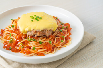 Spaghetti Tomato Sauce with Hamburg and Cheese