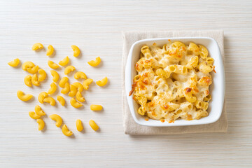 American mac and cheese, macaroni pasta in cheesy sauce